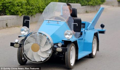 Who needs fuel? Tang Zhengping in his 'wind-powered' vehicle, which measures 1m high and 3m long and took three months to build Advantages Of Solar Energy, Electric Generator, Solar Panel System, Weird Cars, Solar Energy System, Power Cars, Wind Energy, Wind Power, Energy Work