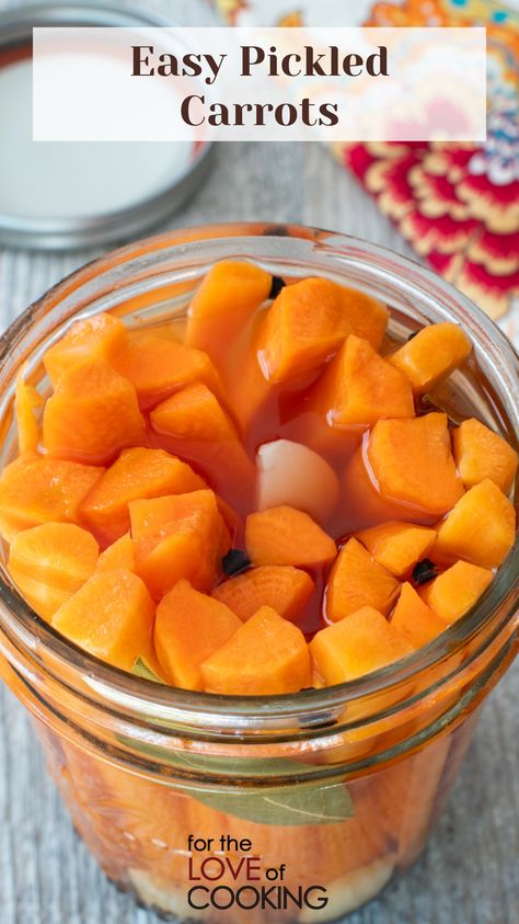 These easy pickled carrots are tangy, crunchy, and a delicious snack, in addition to appetizer boards, salads, and more.     #recipes #pickledcarrots #carrots #pickledveggies #quickpickles Canning Pickled Carrots, Pickled Carrots Recipe Canning, Carrot Preserves, Easy Pickled Carrots Recipe, Diy Carrots, Pickles Carrots, Picked Carrots, Dill Carrots, Appetizer Boards