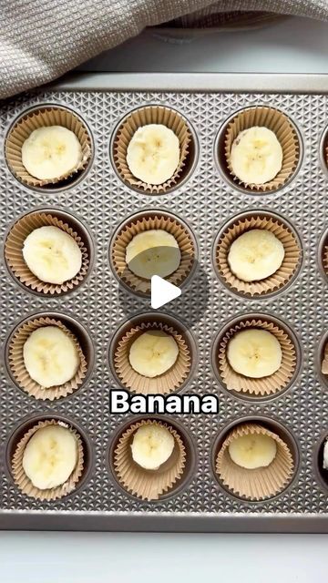 @eatinghealthytoday on Instagram: "The perfect summer snack for toddlers! ☀️ (via: @reallittlemeals)  These peanut butter banana bites and fun to make for summer and so yummy! You can make a bunch and freeze them for later.   How to make pb banana bites: -Slice a banana into 1/4-1/2 inch slices  -Add muffin liners to a mini muffin pan, or use silicone mini muffin pan -place 1 banana slice in each muffin tin  -Melt a few large spoonfuls of peanut butter in the microwave for 30 seconds  -pour peanut butter over banana  -freeze for 1 hr   To store, keep them in the freezer!" Peanut Butter Banana Bites Frozen, Peanut Butter Banana Cups, Peanut Butter Covered Bananas, Banana Peanut Butter Frozen Treats, Frozen Banana Peanut Butter Bites, Frozen Peanut Butter Banana Bites, Banana And Peanut Butter Snack, Toddler Snacks Healthy, Banana Peanut Butter Bites