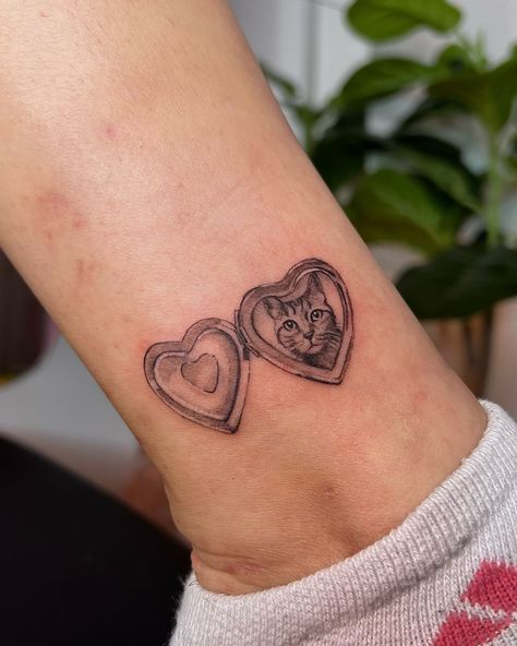 Cat In Heart Tattoo, Cat Heart Locket Tattoo, Tattoo Ideas For Your Cat, Animals With Hearts Tattoo, Cat Tattoo Heart, Cute Tattoos Cat, Memorial Tattoo For Cat, Tattoo Of Cat, Custom Cat Tattoo