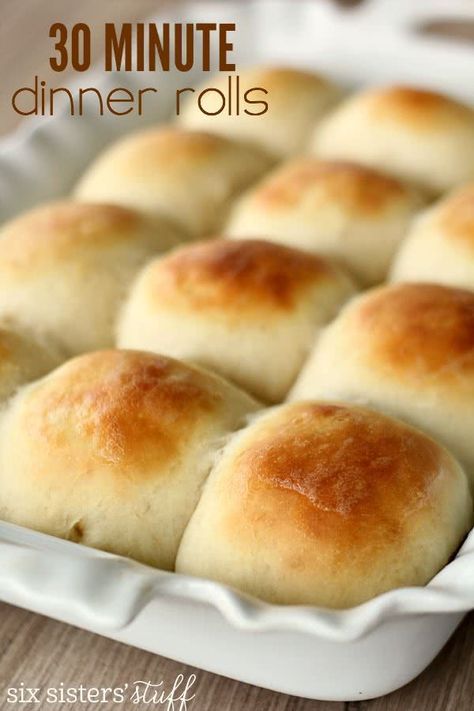 The holidays are just around the corner. These light and fluffy 30 Minute Dinner Rolls are so easy to make from SixSistersStuff. Perfect for first time bread makers.  #sixsistersstuff #rolls #thanksgiving 30 Minute Dinner Rolls, Quick Rolls, 30 Minute Dinners, Six Sisters Stuff, Homemade Rolls, Six Sisters, Homemade Dinner Rolls, Dinner Rolls Recipe, Homemade Dinner