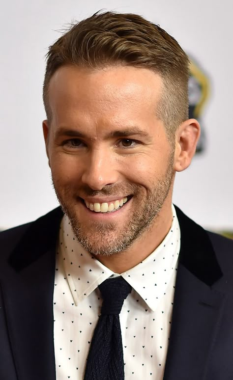 Ryan Reynolds’s Haircut, Ryan Reynolds Hair, Ryan Reynolds Haircut, High And Tight Haircut, Celebrity Haircuts, Boys Hair, Mens Haircuts, Corte De Cabelo Masculino, Men Haircut