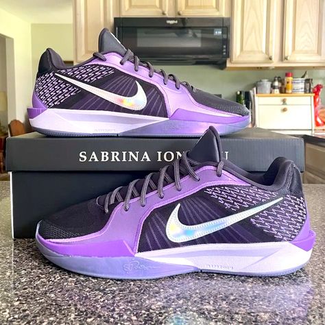 Send Offers. I May Accept. Brand New Never Worn Or Tried On 100% Authentic From Nike Sold Out Everywhere Same Day / Next Day Shipping (Unless Holiday) Crocs Basketball, Vball Shoes, Vb Shoes, Bball Shoes, Nike Air Max Fusion, Basket Shoes, Hoop Shoes, Bb Shoes, Purple Basketball Shoes