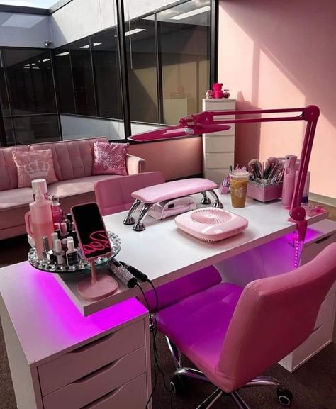 Nail Desk Aesthetic, Nail Tech Studio Decor, Nail Tech Shed, Nailtech Room, Nail Tech Aesthetic Vision Board, Salon Nails Ideas, Nail Tech Desk Setup, Pink Nail Room, Nail Tech Set Up