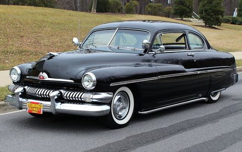 1951 Mercury Eight Coupe 1951 Mercury, American Pickup Trucks, Ultimate Garage, Mercury Cars, American Auto, Muscle Cars For Sale, American Graffiti, Classic Pickup Trucks, American Classic Cars