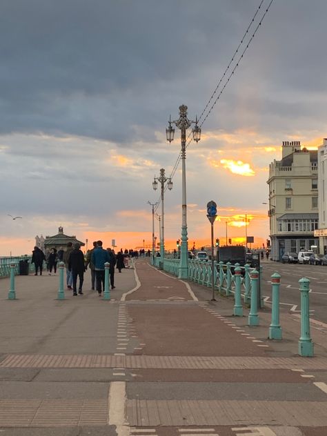 British Beach Aesthetic, Brighton England Aesthetic, Brighton Beach Uk, Brighton Aesthetic, British Beach, Brighton City, Urban Sunset, London Beach, English Seaside