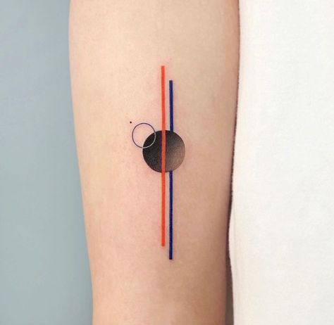 Abstract Tattoo With Meaning, Thick Lines Tattoo Style, Space Line Art Tattoo, Modern Abstract Tattoo, Small Abstract Tattoo For Women, Color Abstract Tattoo, Abstract Shape Tattoo, Geometric Bracelet Tattoo, Abstract Circle Tattoo