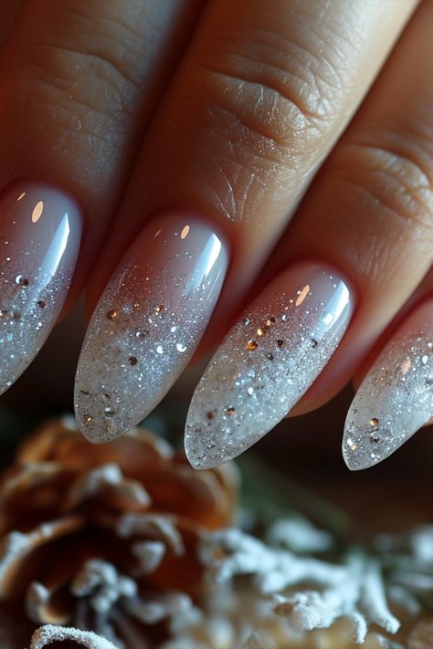 Ombre Glitter Nails Winter Wedding Nail Ideas, Nail Art Designs Glitter Sparkle, Holiday Nails Ombre, Starfall Nails, Glitter Nail Ombre, Winter Nail Ideas 2024, Winter Nails Ombre, Sparkle Holiday Nails, Ombré Sparkle Nails