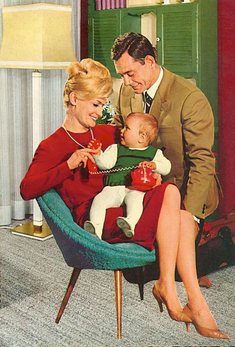 fam Vintage Ads, Vintage Housewife, Happy Housewife, Wilde Westen, Ladybird Books, Family Illustration, Foto Vintage, Vintage Life, Arte Pop