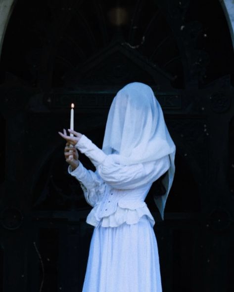 graveyard ghost 🕯️ 📷: @ladyepi Modern Ghost Aesthetic, Ghost Core Outfits, Ghost Aesthetic Outfit, Ghost Girl Aesthetic, Ghost Graveyard, Ghost Core, Ghost Fashion, Ghost Dress, Female Ghost