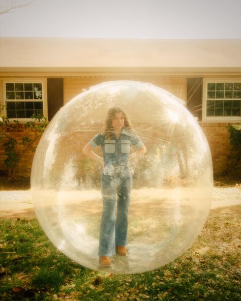 @emilygstephens in the bubble ball 🫧 I think this is like the 4th time I’ve used this thing. It’s on my agenda to use it more! I have a few ideas up my sleeve for the next time (At night! With fog! With color! 👀), but in the meantime - how fun is Emily with it?!! We had such a fun shoot and the light was SO glowy and perfect. I love shoots like this! 📸 Bubble Ball, Big Bubbles, Christmas Decorations Diy Outdoor, The Bubble, In The Meantime, The Light, The 4, Christmas Decor Diy, At Night