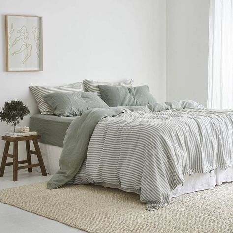 sage green stripe linen bedding i love linen minimal bed styling Minimal Bed, Best Linen Sheets, Real Living Magazine, Best Sheets, Bassinet Sheets, Linen Sheet Sets, Bamboo Bedding, Dreams Beds, Linen Quilt