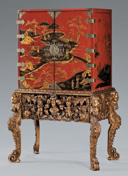 Chinese Decorations, Chinoiserie Interior, Antique Furniture Makeover, Hamptons Style Interior, Chinoiserie Furniture, Cabinet Buffet, Rococo Furniture, Lacquer Furniture, Chic Interior Design