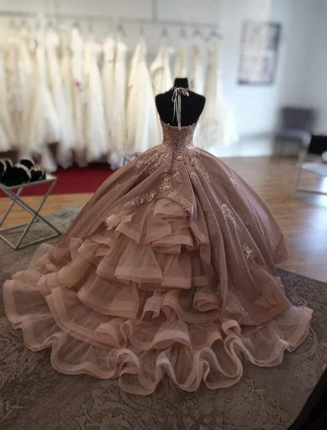 Unique Quinceanera Dresses Vintage, Quince Dresses Brown, Brown Quinceanera Dress, Brown Quince Dress, Brown Princess Dress, Brown Quince, Brown Quinceanera Dresses, Quinceanera Surprise Dance, Xv Dresses