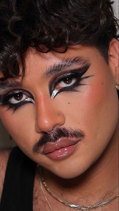 Drag King Makeup, Funky Makeup, Glam Punk, Drag Make-up, Drag Queen Makeup, Punk Makeup, Am To Pm, Drag King, Rave Makeup