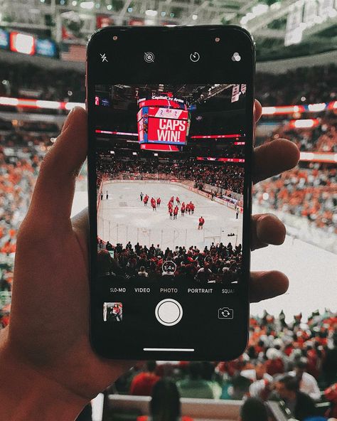 Hockey Practice Aesthetic, Hockey Social Media, Ravenwood Series, Sport Management Career, Bergman Brothers, Hockey Aesthetic, Washington Capitals Hockey, Capitals Hockey, Hockey Posters