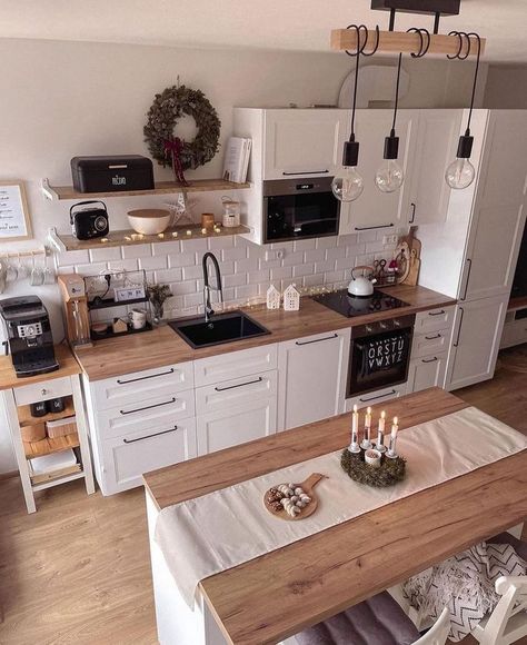 Cozy Kitchen Decor, Cosy Kitchen, Rustic Kitchen Island, Rustic Modern Kitchen, Farmhouse Kitchen Design, Small Space Kitchen, Cozy Kitchen, Kitchen Inspiration Design, Buy Home