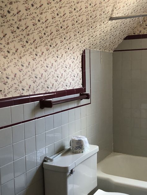 How to update a vintage bathroom (when the tile is pristine!) : Annie Elliott Design Vintage Tile Bathroom Update, 1950s Tile Bathroom, Vintage Tile Bathroom Makeover, French Country Small Bathroom Ideas, 1948 Bathroom, 1940 Bathroom Remodel, 1950s Bathroom Update, English Cottage Bathroom Ideas, 1940s Bathroom Remodel