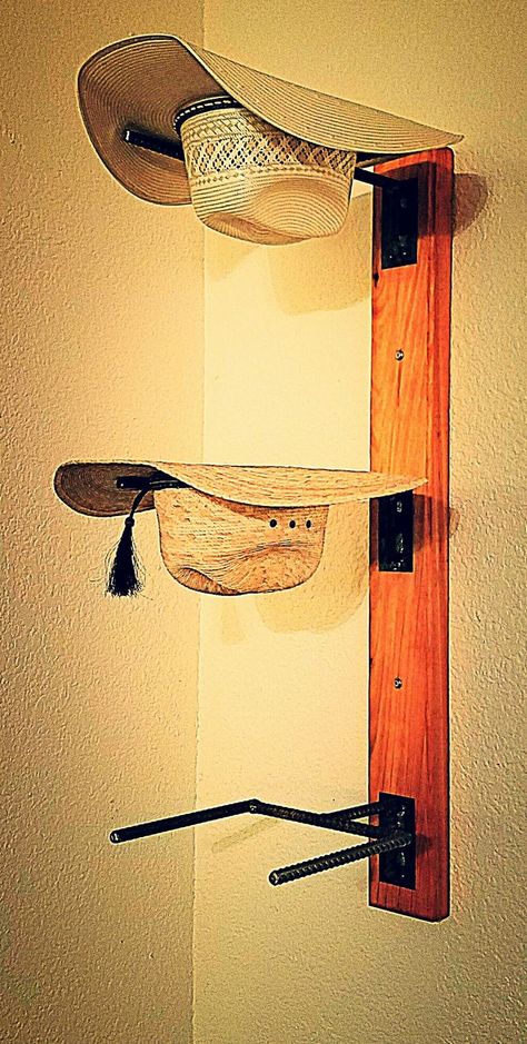 Display Rack Ideas, Hat Rack Ideas, Baseball Hat Racks, Diy Hat Rack, Cowboy Hat Rack, Hat Shelf, Wall Hats, Kids Closet Organization, Christmas Organization