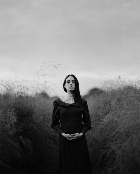 Photographer: Alex Urban Model: Michelle September https://www.facebook.com/TheLalette/photos/ Large Format Photography, Environmental Portraits, Photography Inspiration Portrait, Portrait Photography Women, Dark Pictures, Outdoor Portraits, Film Inspiration, Black And White Film, Fine Art Portraits