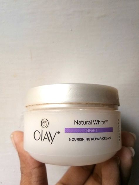 A light night cream Olay #skincare #cream #whiteningOlay Natural White Night Nourishing Repair Cream Review https://www.glossypolish.com/olay-natural-white-night-nourishing-repair-cream-review/ Olay Cream, Olay Skin Care, Skin Repair Cream, Cream For Dry Skin, Light Night, Skincare Video, Skin Repair, Repair Cream, Mascara Lashes