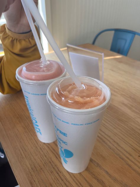 Smoothie Date Aesthetic, Tropical Smoothie Aesthetic, Healthyfood Aesthetic, Aesthetic Smoothie, Smoothie Aesthetic, Obx Dr, Semester 2, Smoothie Healthy, Tropical Smoothie