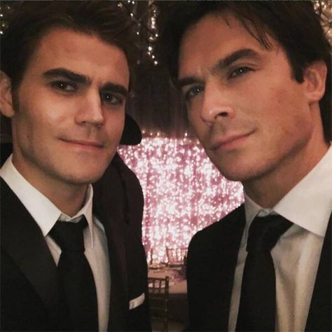 Countdown to the End from Behind the Scenes of The Vampire Diaries' Series Finale  "Count down to the end starts now... with these two guys," Ian Somerhalder said of this pic with Paul Wesley. Tvd Bts, Damon And Stefan Salvatore, The Salvatore Brothers, Ian Joseph Somerhalder, Ian Somerhalder Vampire Diaries, Damon Salvatore Vampire Diaries, The Vampire Diaries 3, Damon And Stefan, Vampire Diaries Stefan