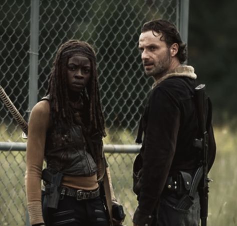 The Walking Dead Rick And Michonne Matching Pfp, Twd Matching Pfp, Michonne And Rick, Twd Pictures, Michonne Twd, Michonne Grimes, Tha Walking Dead, Rick Walking Dead, Walking Dead Wallpaper