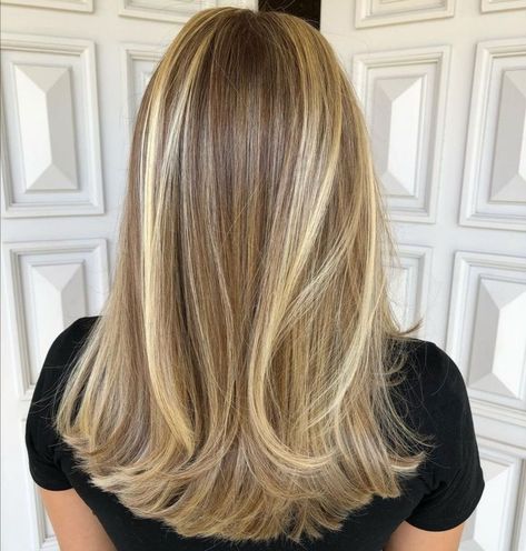 Honey Blonde Balayage, Rambut Brunette, Summer Blonde Hair, Blonde Hair Transformations, Dirty Blonde Hair, Honey Blonde Hair, Blonde Hair Inspiration, Blonde Hair Looks, Blonde Hair With Highlights