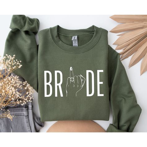 Personalized Bride Sweatshirt, Wifey Sweatshirt, Retro Bride Shirt, Future Mrs Sweatshirt Bridal Shower Gift Bachelorette Sweatshirt New Mrs Future Mrs Shirt, Bride Hoodie, Engagement Gifts For Bride, Unique Bridal Shower Gifts, Wedding Entourage, Engagement Present, Mrs Sweatshirt, Retro Bride, Hoodie Personalized