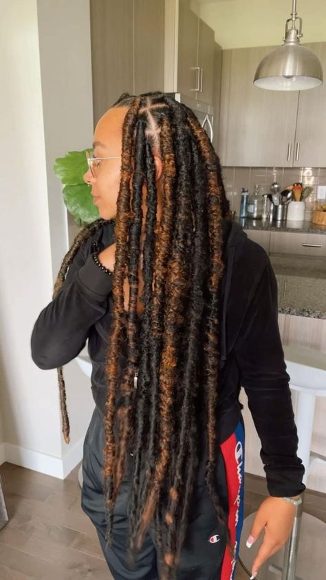 Style Locs Hairstyles, Jumbo Locs, Jumbo Faux Locs, Style Locs, Locs Long, Protective Hairstyles For Natural Hair, Short Locs Hairstyles, Hair Twist, Faux Locs Hairstyles