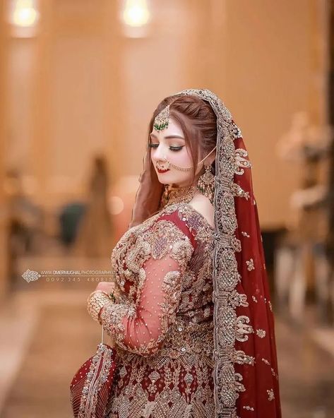 @dulhan_dresses_idea We are taking orders now 🌍worldwide shipping , shipping charges must apply , we can customize the design to any size … | Instagram Waleema Bride, Bride Groom Photoshoot, Dulhan Dress, Bride Photos Poses, Nikah Dress, Shadi Dresses, Best Bride, Bride Photoshoot, Bridal Dresses Pakistan