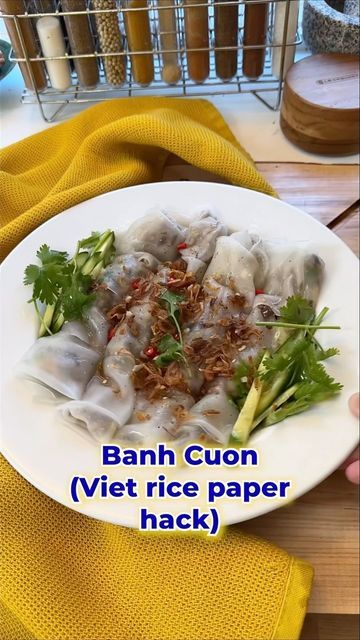 Steamed Rice Paper Rolls, Rice Paper Hacks, Banh Cuon Recipe, Rice Paper Rolls Recipes, Banh Cuon, Vietnamese Rice Paper Rolls, Vietnamese Rice Paper, Vietnamese Summer Rolls, Rice Paper Recipes