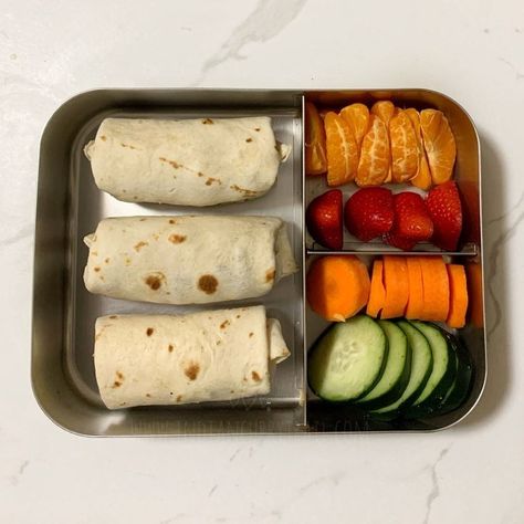 Drink For School, Carrot Lunch Ideas, Healthy Vegetarian Lunch For School, Meal Box Ideas, School Lunch Box Recipes, School Food Ideas Lunch Boxes, Breakfast Lunchbox Ideas, Lunch For School Ideas, Food For School Lunches