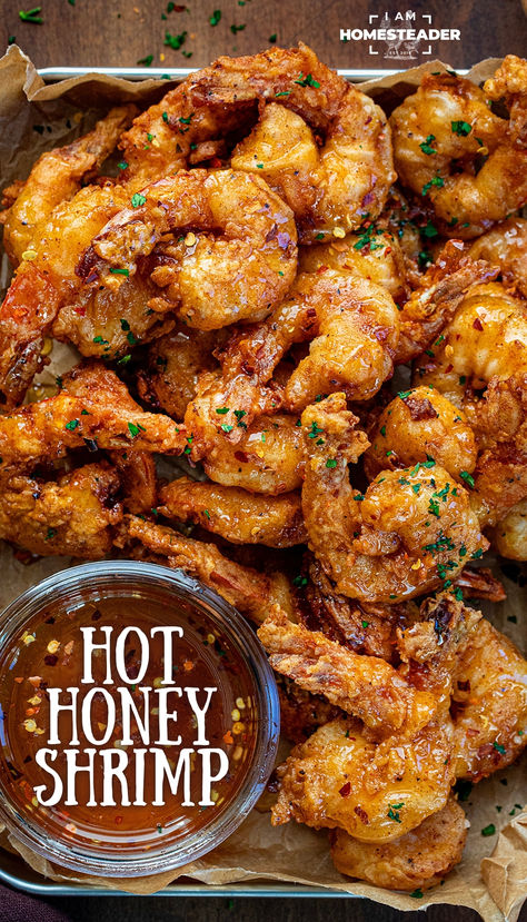 several shrimp are in a silver pan with a small dish of hot honey next to it. Amazing Healthy Dinner Recipes, Crispy Shrimp Scampi, Full Dinner Ideas, Hot Honey Fried Shrimp, Fried Finger Food, How To Make Fried Shrimp, Hot Honey Shrimp Recipes, Shrimp Food Ideas, Fried Shrimp Sides