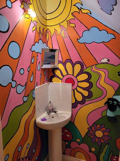 Trippy Bathroom, Groovy Bathroom, 60s Mod, Dream House Interior, Bathroom Ideas, Small Bathroom, To Start, House Interior, Dream House