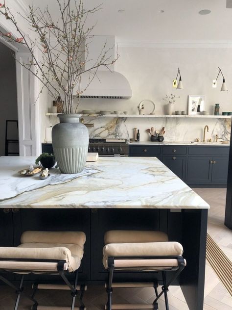 Paonazzo Marble, Calacatta Paonazzo, Marble Kitchen, Home Luxury, Kitchen Marble, Marble Countertops, Interior Design Kitchen, Interior Design Inspiration, Dream Kitchen