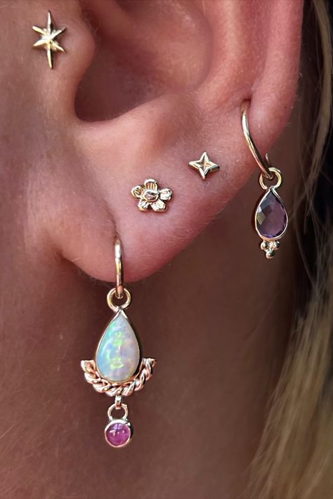 Dainty Fine Jewelry, Ear Curation, Curated Ear, Ear Stack, Stacked Jewelry, Flower Studs, Fine Jewellery, Flower Jewellery, Tattoos And Piercings