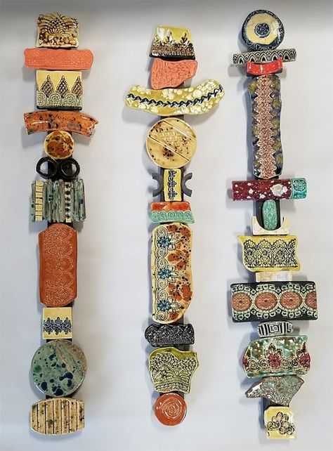 Small Tropical Totems - Crain Art Studio Totem Ideas, Ceramic Totems, Diy Totem, Garden Totems, Cool Art Projects, Totem Pole, Wall Decor Design, Ceramics Pottery Art, Outdoor Sculpture