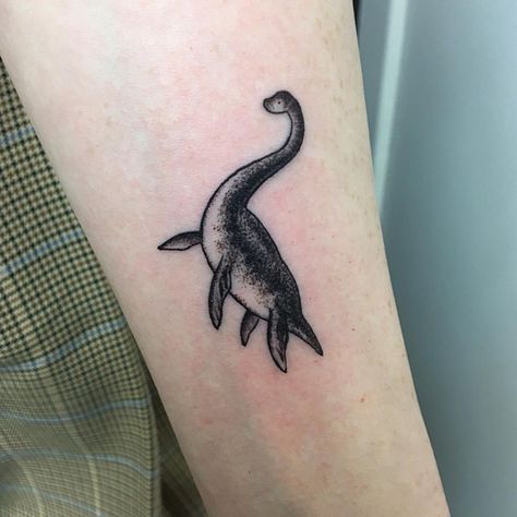 Mini Nessie for a lovely Canadian lassie. Thank you Rachel! #nessietattoo #lochnessmonster #scottishtattoo #edinburghtattooist #studioxiii… A Small Tattoo, Vogel Tattoo, Monster Tattoo, Petit Tattoo, Dinosaur Tattoos, Tiny Tattoo, Trendy Tattoos, Small Tattoo, Skin Art