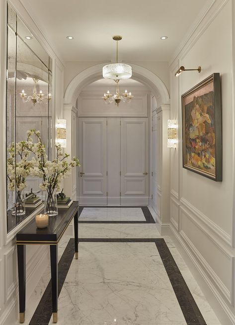 Entrance Hall Decor, Aesthetic Interior Design, Corridor Design, Interior Design Per La Casa, Hallway Designs, Foyer Design, Hall Decor, Home Entrance Decor, Design Del Prodotto