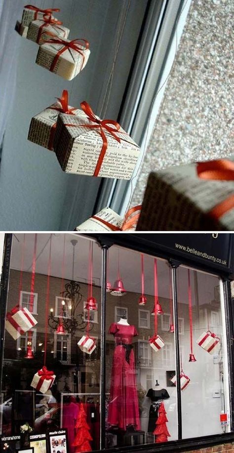 Decoration Vitrine, Christmas Window Display, Window Decorations, Christmas Window Decorations, Easy Christmas Decorations, Office Christmas Decorations, Store Window, Office Christmas, Christmas Window