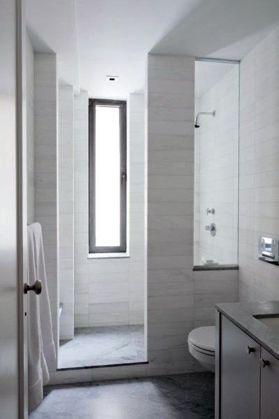 Shower Windows Ideas, Makeover Kamar Mandi, Window In Shower, Narrow Bathroom, Bathroom Solutions, Diy Bathroom Remodel, Bathroom Remodel Shower, Bathroom Windows, Trendy Bathroom