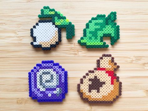 Patterns Animal Crossing, Perler Beads Art, Melty Bead Designs, Melt Beads Patterns, Hamma Beads Ideas, Easy Perler Bead Patterns, Keychain Phone, Melty Bead Patterns, Pearl Beads Pattern