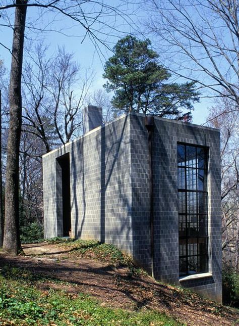 Cinder block and glass block modern house. Block House Plans, Concrete Tiny House, Cmu Block, Cinder Block House, Concrete Block House, Cement House, Block House, Concrete Houses, Concrete Block