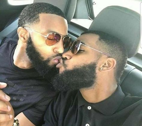 Welcome to Oghenemaga Otewu's Blog: Oh no! Viral photo of two good-looking bearded gan... Black Dude, Black Beards, Gay Aesthetic, Men Kissing, Lgbt Love, Black Love Couples, Gay Romance, Beard Gang, Shirtless Men