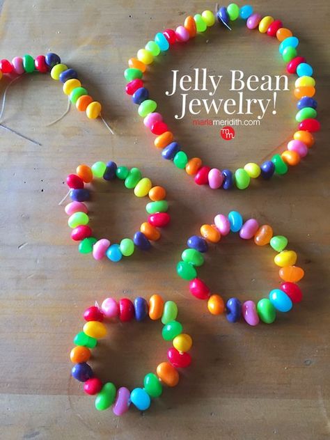 Edible Kids Crafts, Bean Jewelry, Haldi Jewellery, Market Day Ideas, Jewellery Logo, How To Make Jelly, Jewellery Organizer, Jewellery Shops, Jewellery Sale