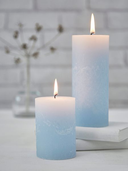 Silver Home Accessories, Expensive Candles, Smelling Candles, Spa Candle, Baby Blue Aesthetic, Light Blue Aesthetic, Home Decor Colors, Blue Aesthetic Pastel, Candle Maker