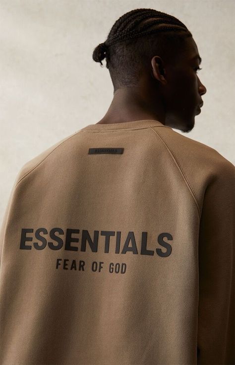 Fog Essentials Outfit, Essentials Sweatshirt Outfit, Essentials Sweatshirt, Fog Essentials, Apparel Design Inspiration, Essentials Hoodie, Essential Hoodie, Trendy Sweater, Foto Top