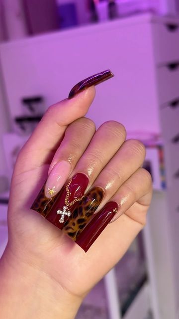 Lana⭐️ on Instagram: "literally my pinterest board🐆💋🍒  - #leopardprint #cheetahnails #leopardprintnails" My Nails Aesthetic, Square Cheetah Nails, Red And Cheetah Print Nails, Nails With Lips Design, Scarface Nails, Lipstick Shaped Nails Acrylic, Nail Inspo Cheetah, Red Cheetah Print Nails, Red Nails With Cheetah Print